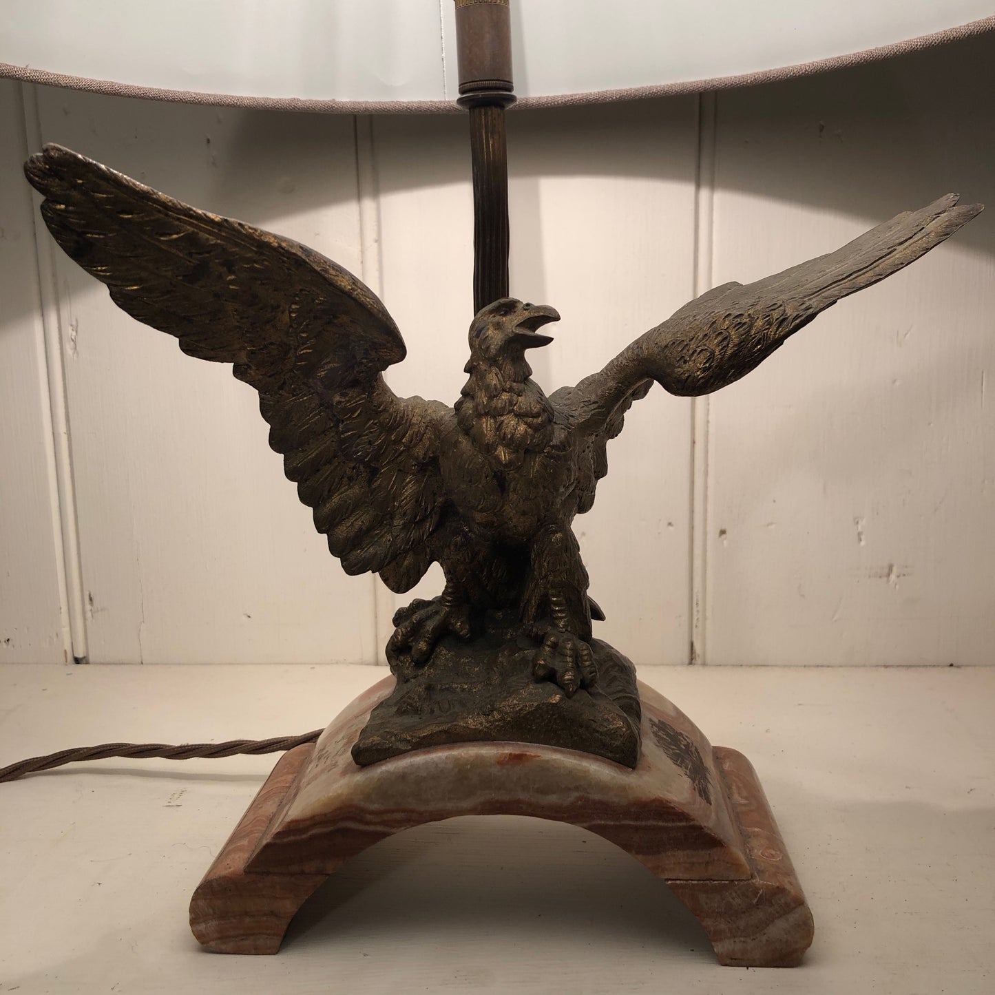 ANTIQUE EAGLE & MARBLE LAMP