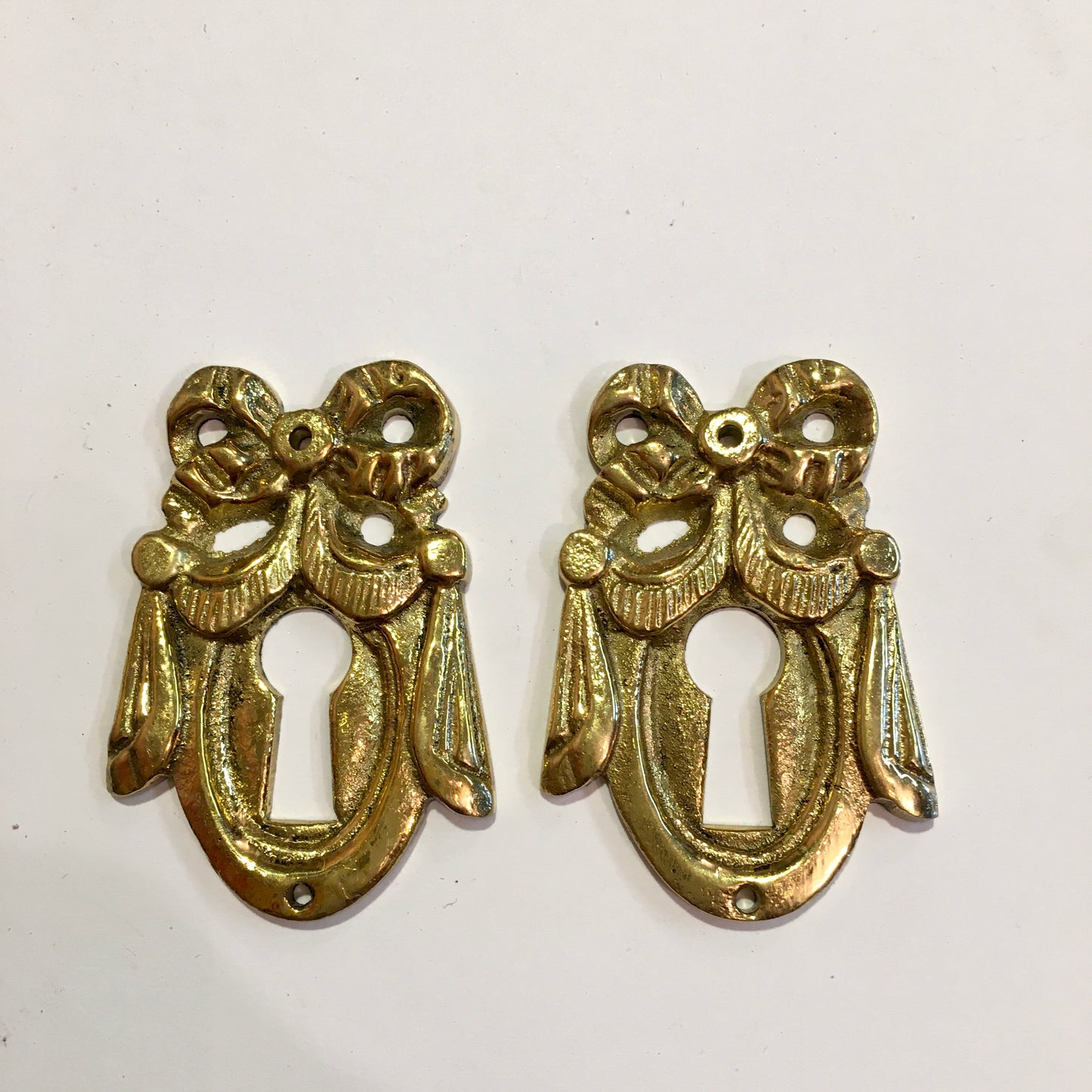 RARE COLLECTION OF SOLID BRASS VINTAGE HANDLES, ESCUTCHEONS & MORE